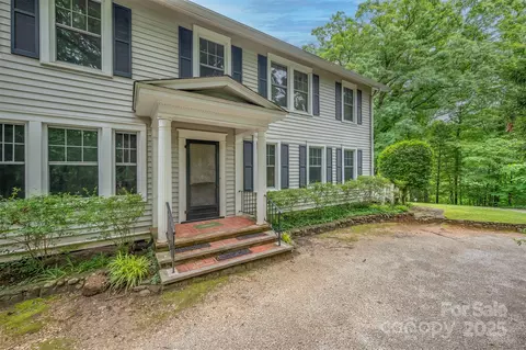 Exterior - 93 Villa Barbara Ln, Tryon, NC 28782 photo 3 of 10