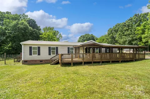2021 Beamguard Rd, Clover, SC 29710