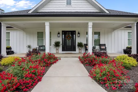 187 Olde Cobblestone Dr, Bostic, NC 28018