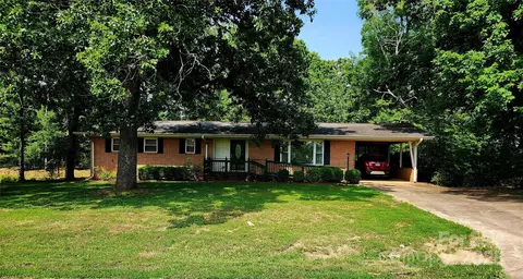 536 Catalina Dr, Albemarle, NC 28001