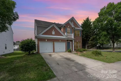 2013 Arbor Crest Ct, Charlotte, NC 28262