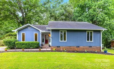 13446 Idlefield Ln, Matthews, NC 28105