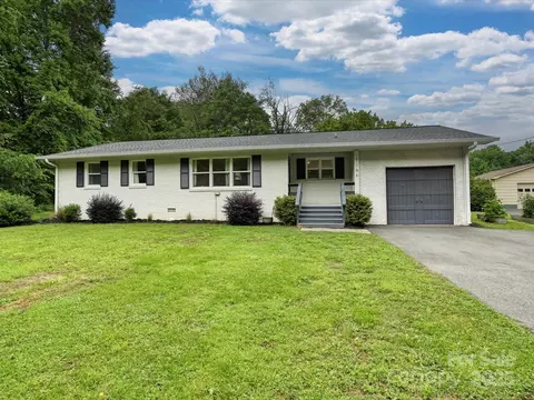 136 Gable Rd, Mooresville, NC 28115