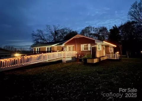 800 Charles Rd, Shelby, NC 28150