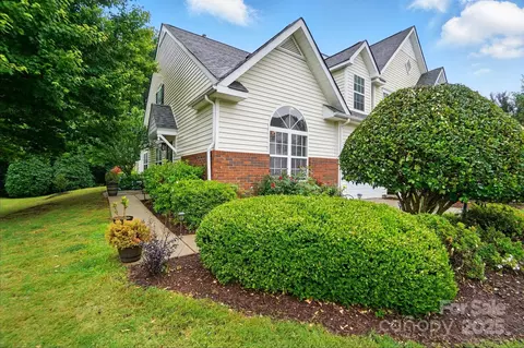 3071 Des Prez Ave, Fort Mill, SC 29707