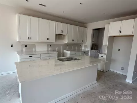 Kitchen - 518 Hullview Vis, Monroe, NC 28110 photo 2 of 5