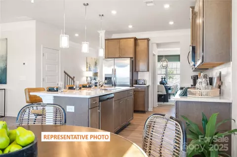 Kitchen - 518 Hullview Vis, Monroe, NC 28110 photo 5 of 5