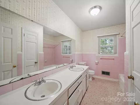 2216 Griffith Rd, Monroe, NC 28112 photo 21