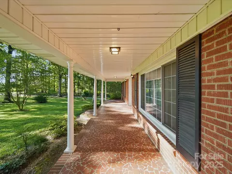 2216 Griffith Rd, Monroe, NC 28112 photo 6