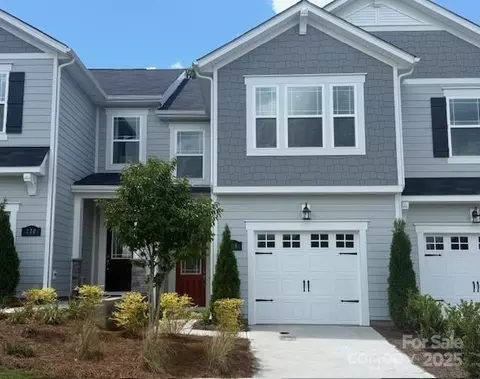 216 Laura Elizabeth Ln, Clover, SC 29710