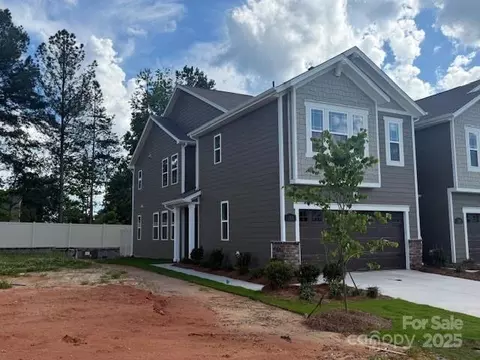 304 Laura Elizabeth Ln, Clover, SC 29710