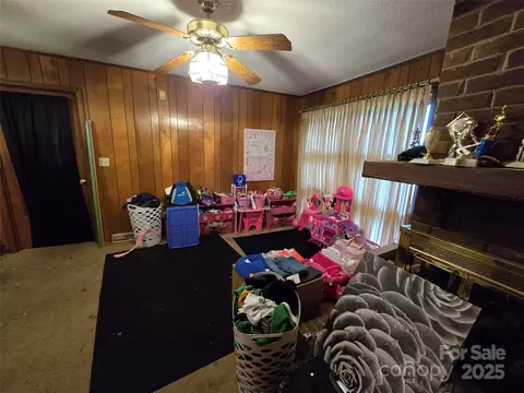 Living - 116 E Graves St, Candor, NC 27229 photo 3 of 3