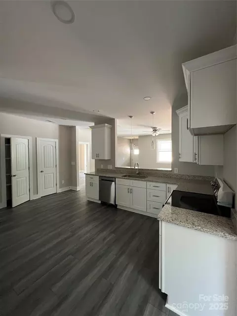 1987 Robert Rufty Ln, Catawba, NC 28609 photo 6
