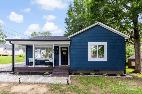 403 W 2nd St, Cherryville, NC 28021