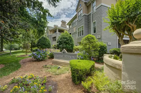 226 Queens 68 Rd #68, Charlotte, NC 28204