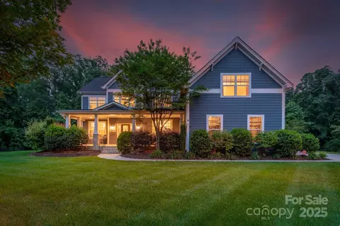 5044 Dockside Ct, Matthews, NC 28104