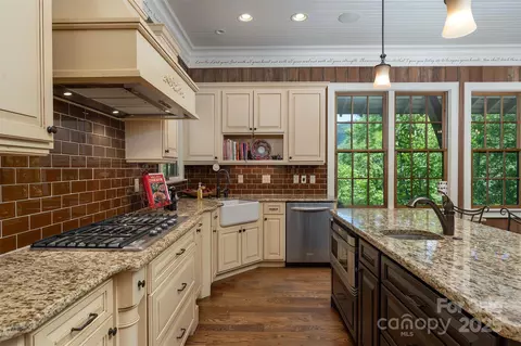 285 Chapman Rd, Montreat, NC 28757 photo 25