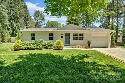342 Silversteen Dr, Brevard, NC 28712