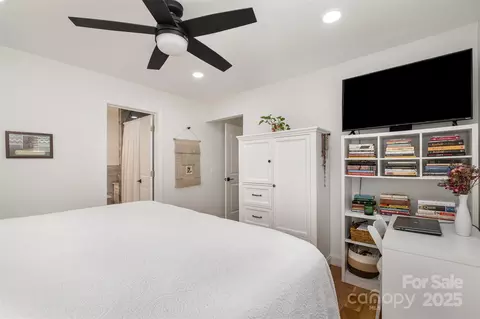 Bedroom - 2320 Doster Rd, Monroe, NC 28112 photo 2 of 4