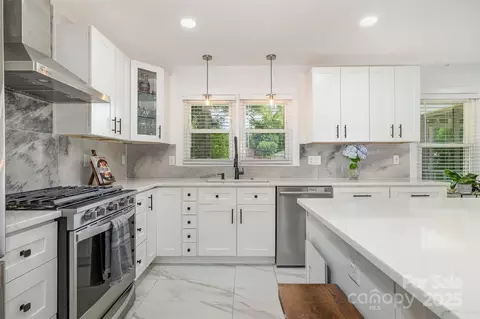 Kitchen - 2320 Doster Rd, Monroe, NC 28112 photo 6 of 7