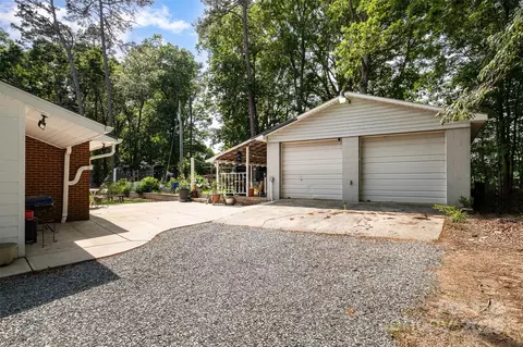 Exterior - 2320 Doster Rd, Monroe, NC 28112 photo 4 of 8