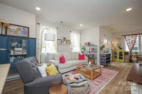 Other - 711 Beaty St, Davidson, NC 28036 photo 2 of 12