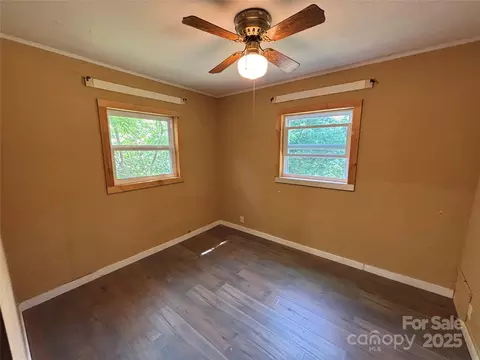 Bedroom - 333 Thermal View Dr, Tryon, NC 28782 photo 7 of 8