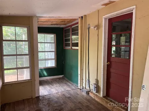 Exterior - 333 Thermal View Dr, Tryon, NC 28782 photo 6 of 8
