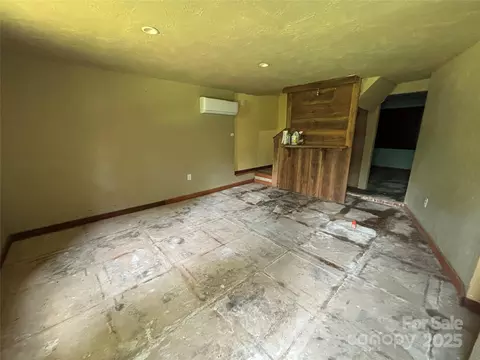 Living - 333 Thermal View Dr, Tryon, NC 28782 photo 5 of 5