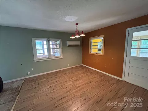 Living - 333 Thermal View Dr, Tryon, NC 28782 photo 1 of 5