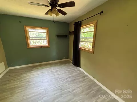 Bedroom - 333 Thermal View Dr, Tryon, NC 28782 photo 1 of 8