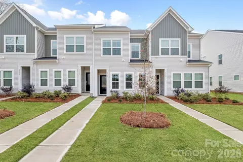 4742 Lakeview N 17 Rd N #17, Charlotte, NC 28216