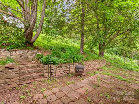 49 Caring Place Loop, Clyde, NC 28721 photo 17