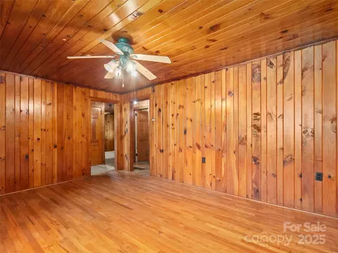 49 Caring Place Loop, Clyde, NC 28721 photo 8