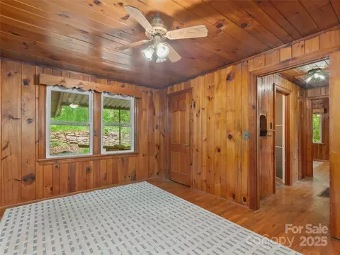 49 Caring Place Loop, Clyde, NC 28721 photo 10