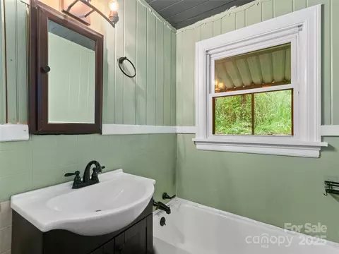 49 Caring Place Loop, Clyde, NC 28721 photo 11