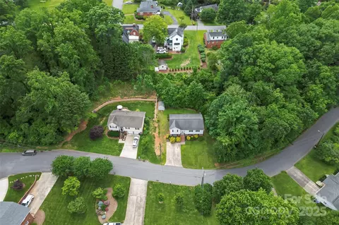 View/Area - 205 Davis Dr, Morganton, NC 28655 photo 3 of 5