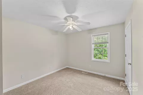 Bedroom - 205 Davis Dr, Morganton, NC 28655 photo 3 of 8