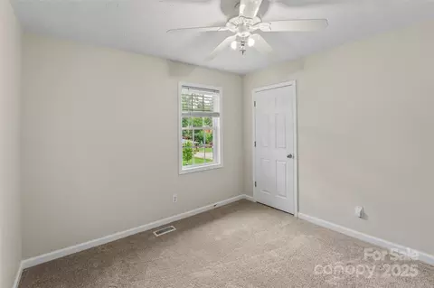 Bedroom - 205 Davis Dr, Morganton, NC 28655 photo 6 of 8