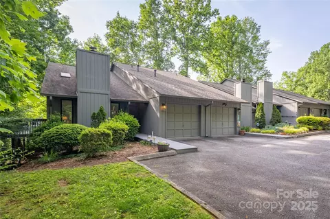 206 Independence Trl, Morganton, NC 28655