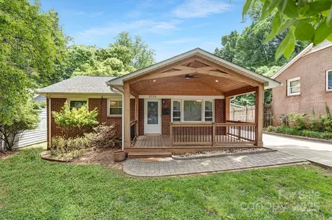 1734 Seifert Cir, Charlotte, NC 28205