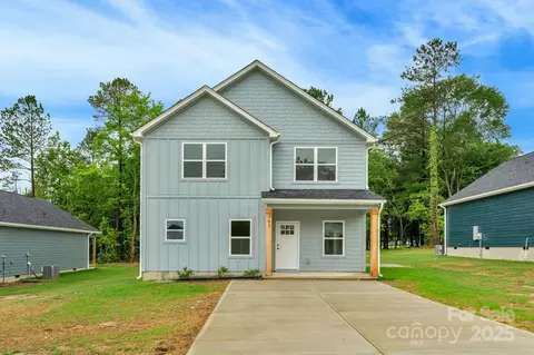 103 Churchill Dr, Kings Mountain, NC 28086