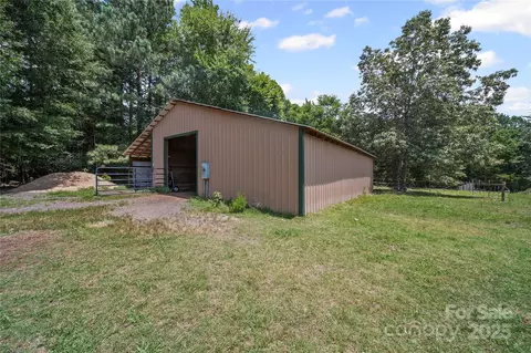2291 Howell Rd, Midland, NC 28107 photo 24