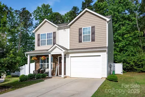 7527 Finnigan Rd, Charlotte, NC 28215