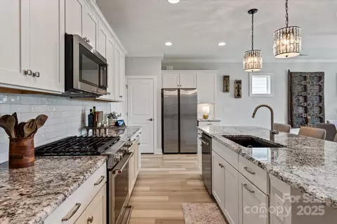 Kitchen - 602 Compass Dr, Denver, NC 28037 photo 2 of 4