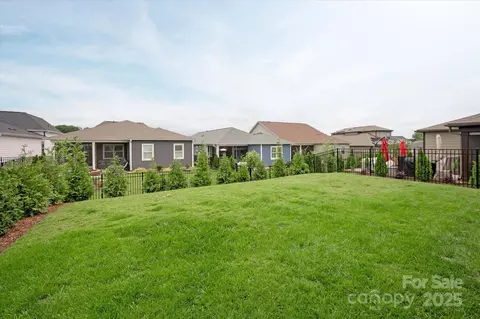 Exterior - 602 Compass Dr, Denver, NC 28037 photo 3 of 4