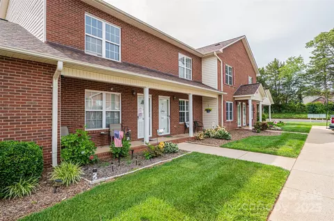 102 Brandywine Ne O-3 Dr NE #O-3, Conover, NC 28613