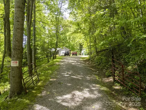 Top Drop Lane, Sylva, NC 28779 photo 10