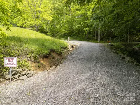 Top Drop Lane, Sylva, NC 28779 photo 5