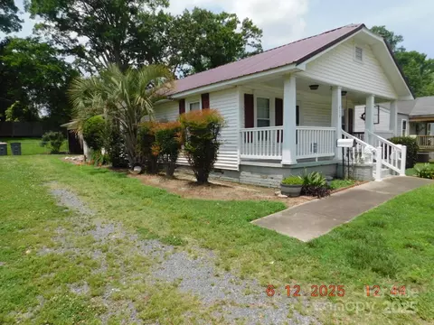 809 Ruth Ave, Kannapolis, NC 28083 photo 2